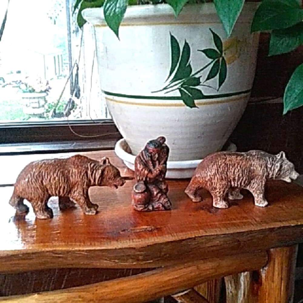 Wooden Bears & Indian Figurine Set